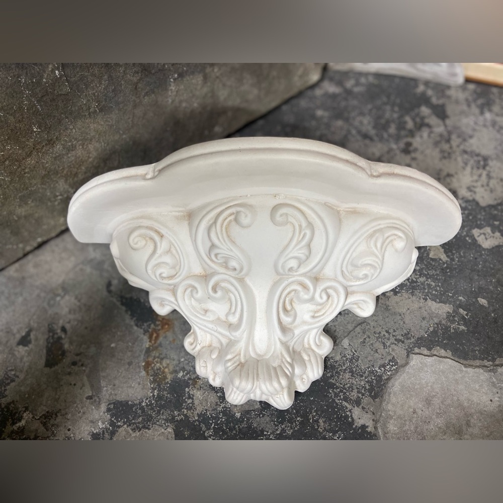Hand Cast Plaster Filigree Floating Shelf - Picture 4 of 11